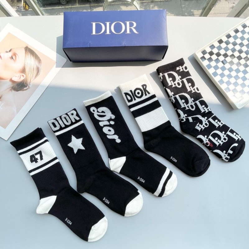 DIOR